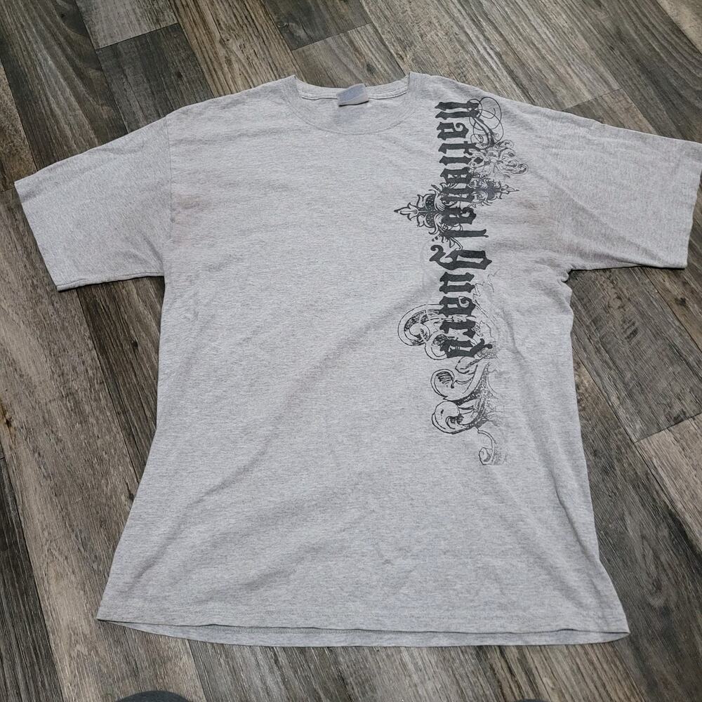 US Army National Guard Men's Short Sleeve T Shirt Medium PT shirt‎ (Stains) Y2k